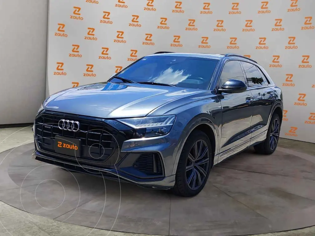 foto Audi Q8 3.0T S Line usado (2019) color Gris precio $1,200,000