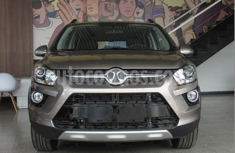 foto BAIC Senova X25 1.5 Elite nuevo color Gris precio u$s16.800