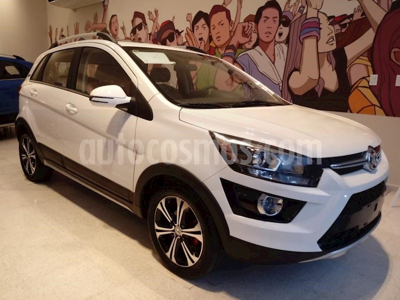 foto BAIC Senova X25 1.5 Elite usado