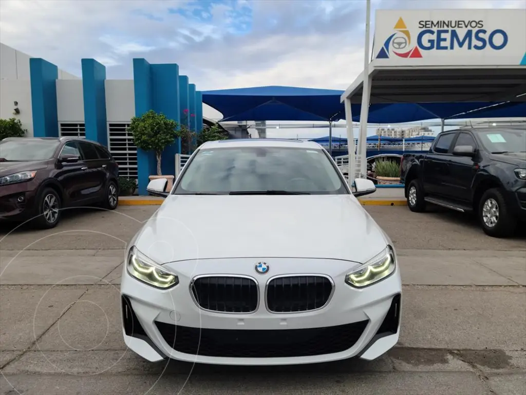 BMW Serie 1 Sedan 120iA M Sport usado (2020) color Blanco precio $520,000