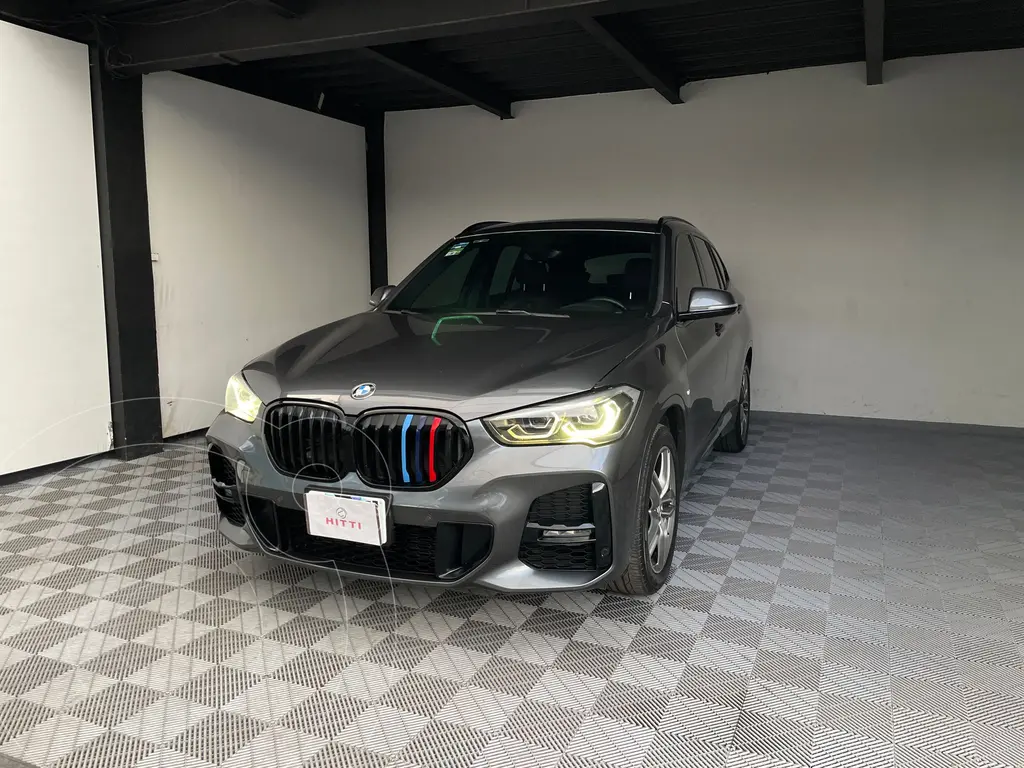 foto BMW X1 sDrive 20iA M Sport usado (2020) color Gris precio $368,000