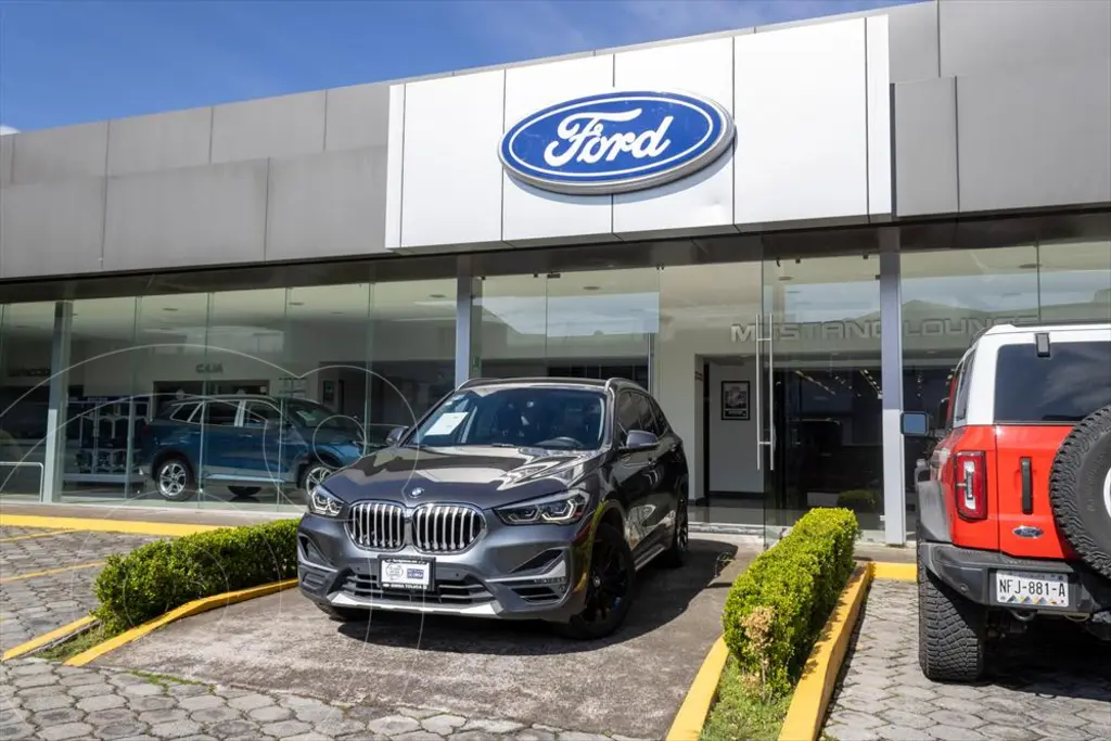 foto BMW X1 X1 SDRIVE20IA X LINE usado (2020) color Gris Oscuro precio $459,000