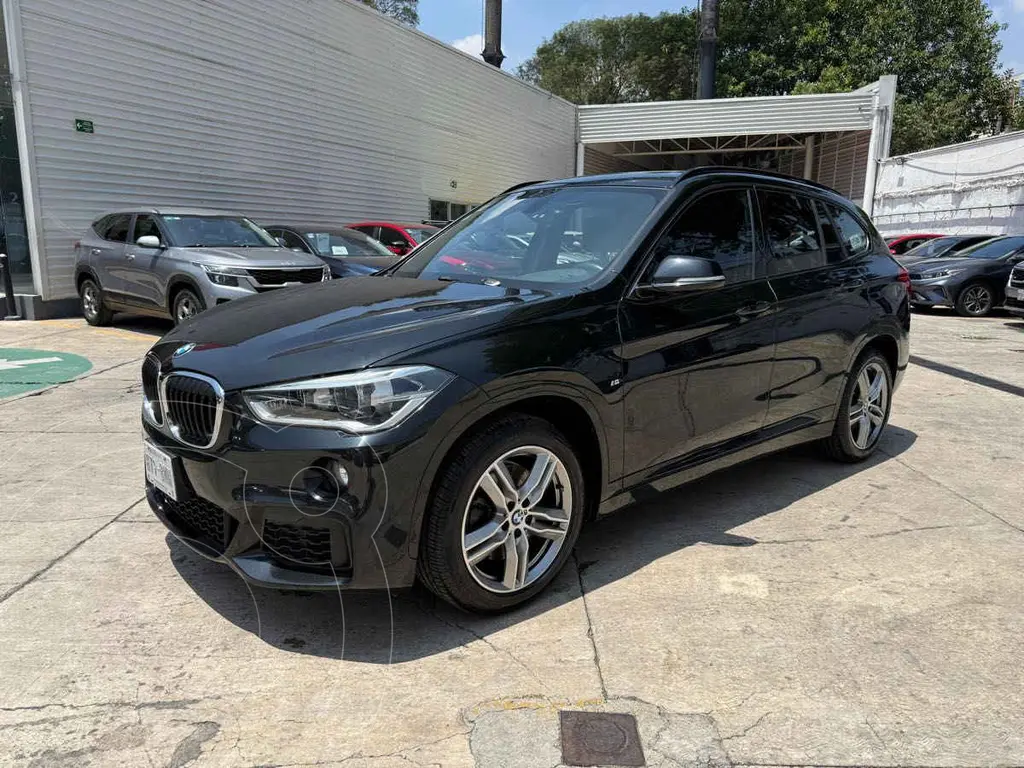 foto BMW X1 sDrive 20iA Sport Line usado (2019) color Negro precio $399,000