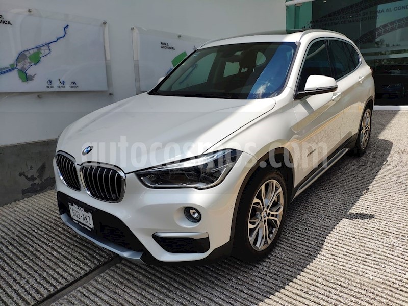 foto BMW X1 sDrive 20iA X Line usado