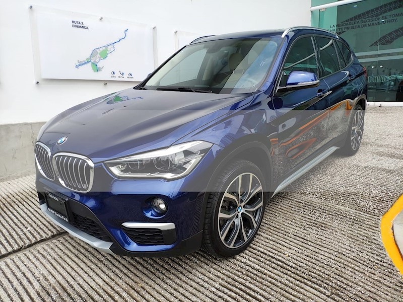 foto BMW X1 sDrive 20iA X Line usado