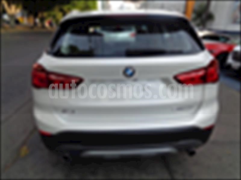 foto BMW X1 X1 SDRIVE20IA X LINE usado (2019) color Blanco precio $560,000