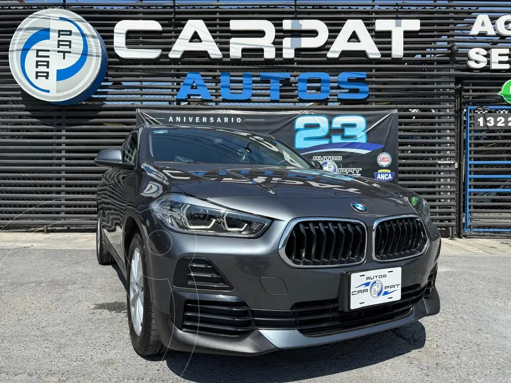 foto BMW X2 sDrive18i usado (2022) color Gris precio $479,000