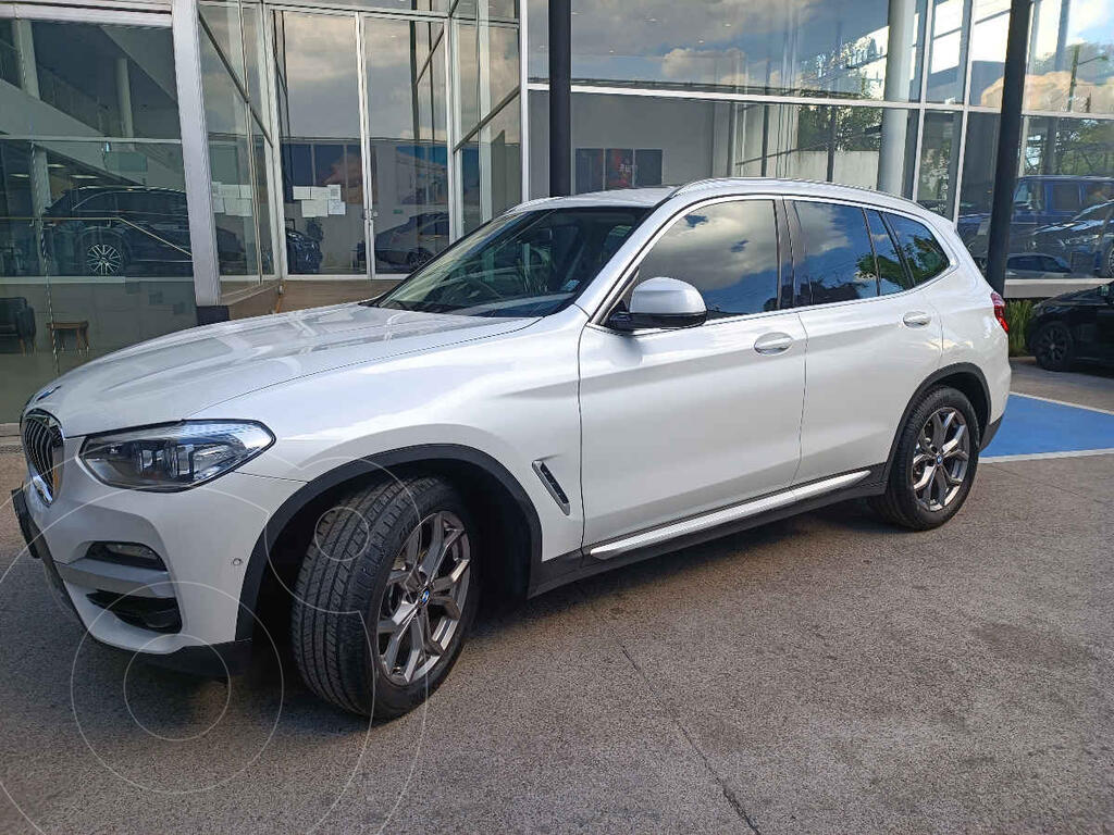 foto BMW X3 xDrive30i usado (2020) color Blanco precio $840,000