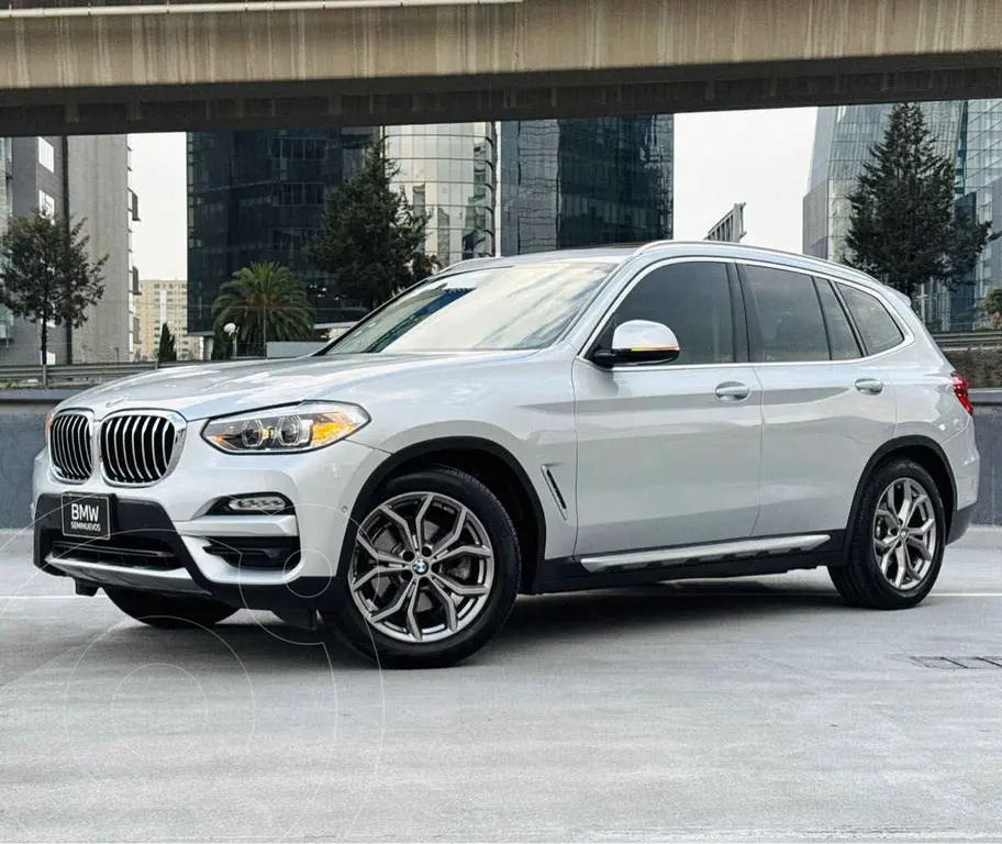 foto BMW X3 xDrive30i usado (2019) color Gris precio $499,000