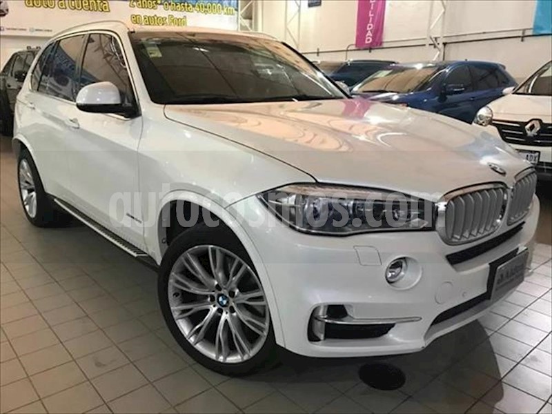 foto BMW X5 xDrive50iA Excellence usado (2018) color Blanco precio $836,000