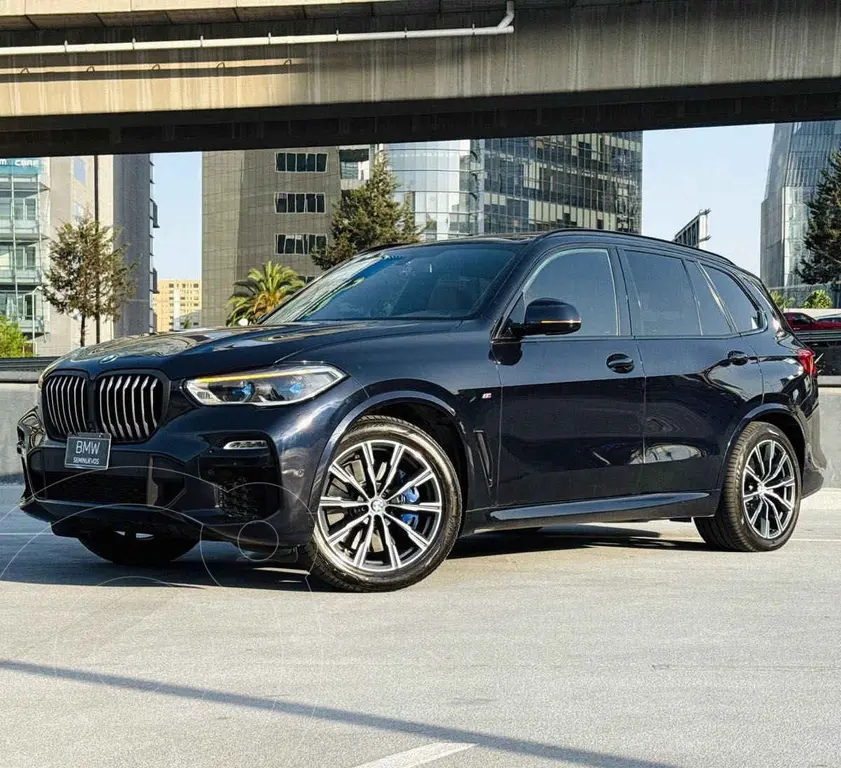 foto BMW X5 xDrive50iA M Sport financiado en mensualidades enganche $175,780 mensualidades desde $17,341