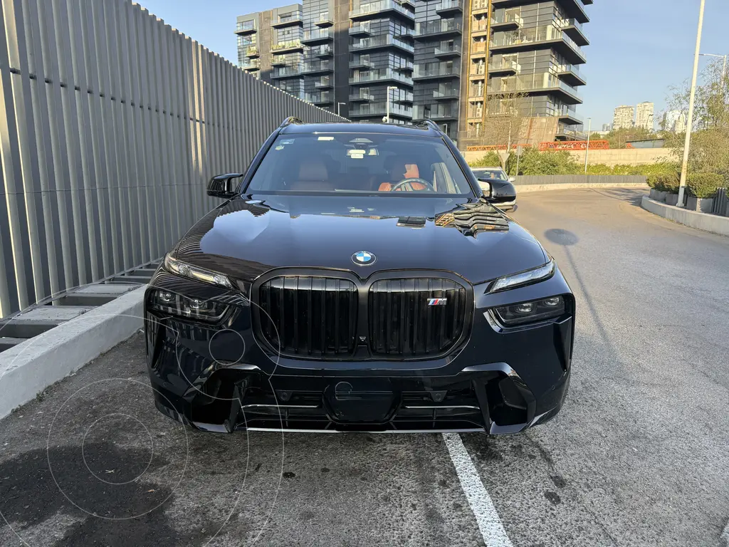 BMW X7 M60i 2024