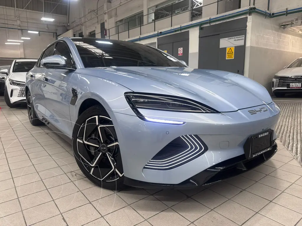 foto BYD Seal AWD usado (2024) color Azul precio $654,900