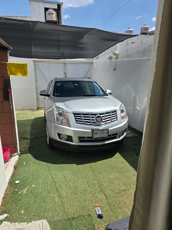 Cadillac SRX Luxury 2015