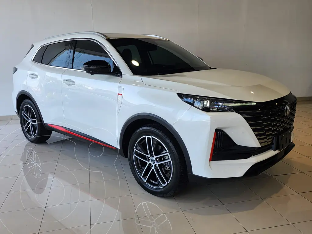 foto Changan CS55 Plus Turbo Luxury usado (2024) color Blanco Nieve precio $399,000