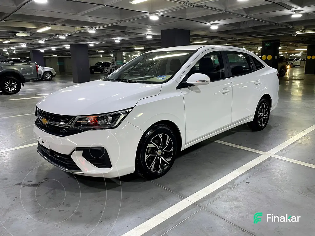 foto Chevrolet Aveo HB LT Plus usado (2024) color Blanco precio $278,000