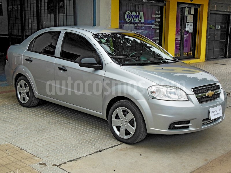 foto Chevrolet Aveo LS usado