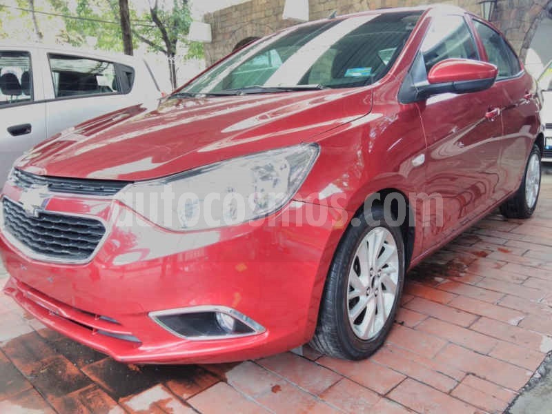 foto Chevrolet Aveo LTZ usado (2018) color Rojo precio $157,800