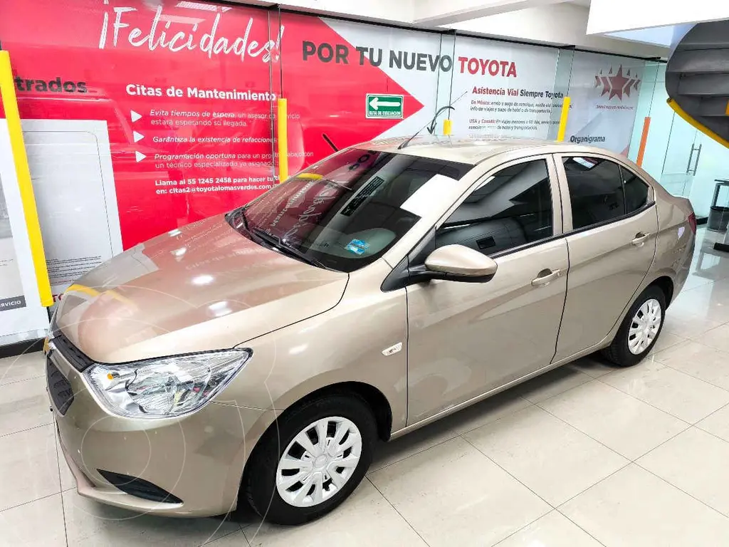 foto Chevrolet Aveo LS usado (2023) color Beige precio $220,000