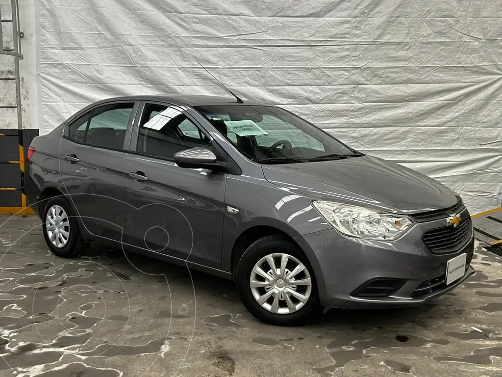 foto Chevrolet Aveo LS usado (2022) color Gris precio $195,000