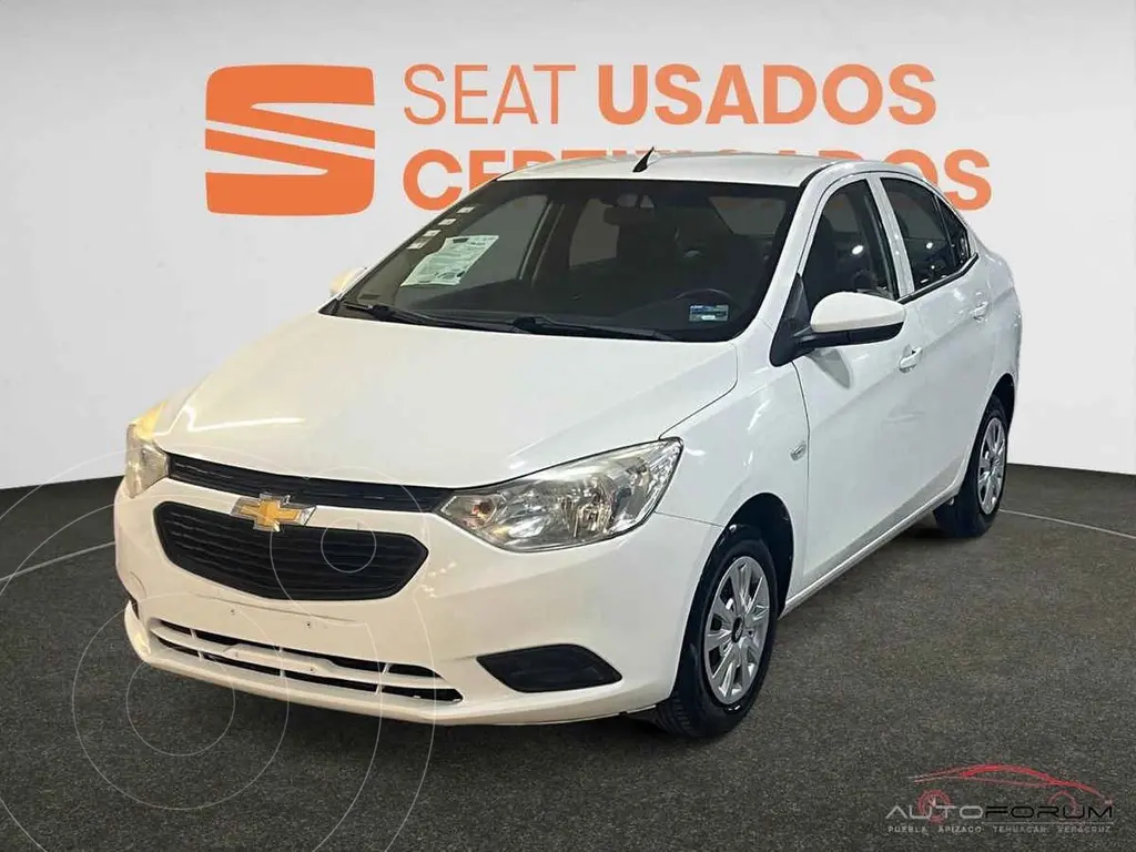 foto Chevrolet Aveo Paq A usado (2020) color Blanco precio $215,900