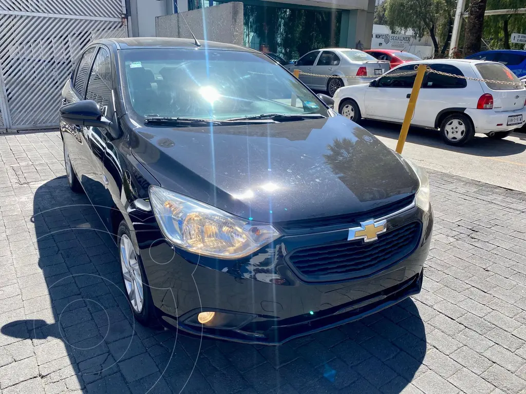 Chevrolet Aveo LT usado (2019) color Negro precio 230,000