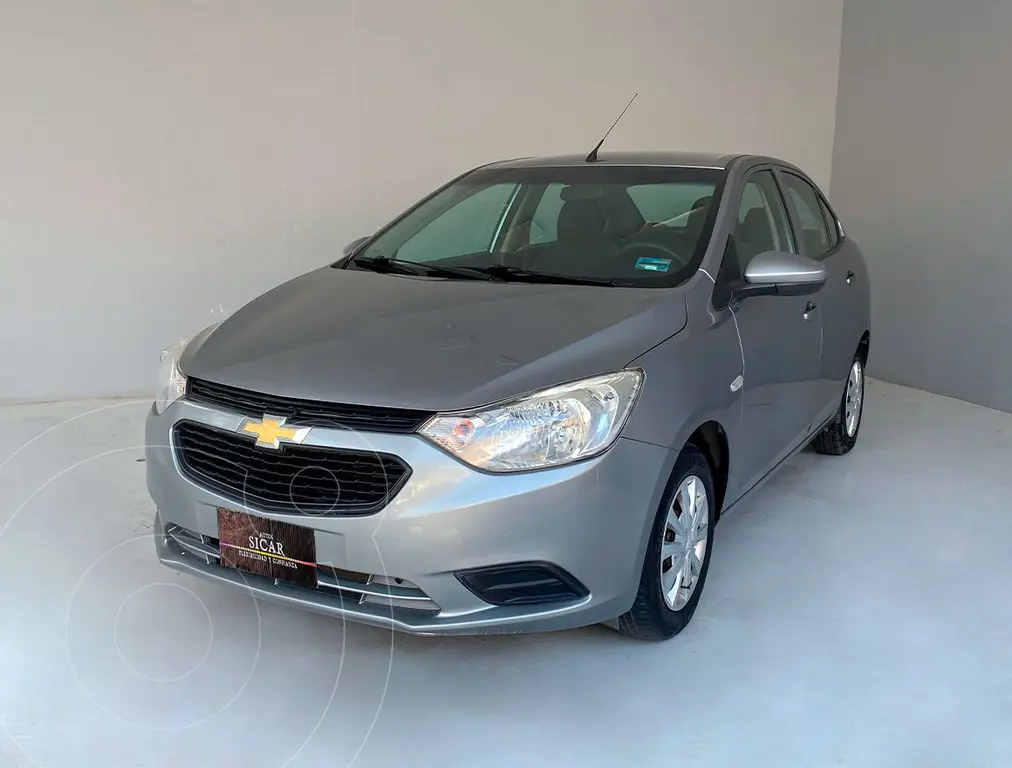 Chevrolet Aveo LS usado (2023) color Gris precio $209,000