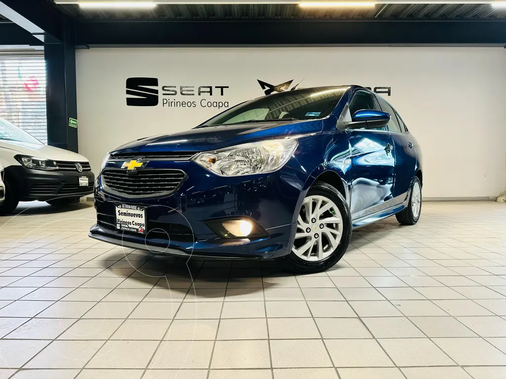 foto Chevrolet Aveo LT usado (2023) color Azul precio $244,990
