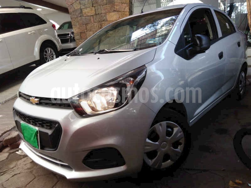 foto Chevrolet Beat LS Sedan usado