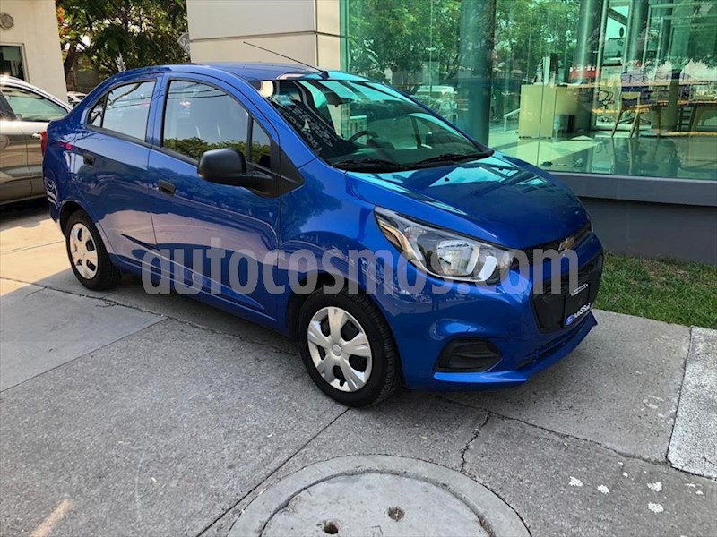 foto Chevrolet Beat LT Sedán usado (2019) color Azul Eléctrico precio $169,000