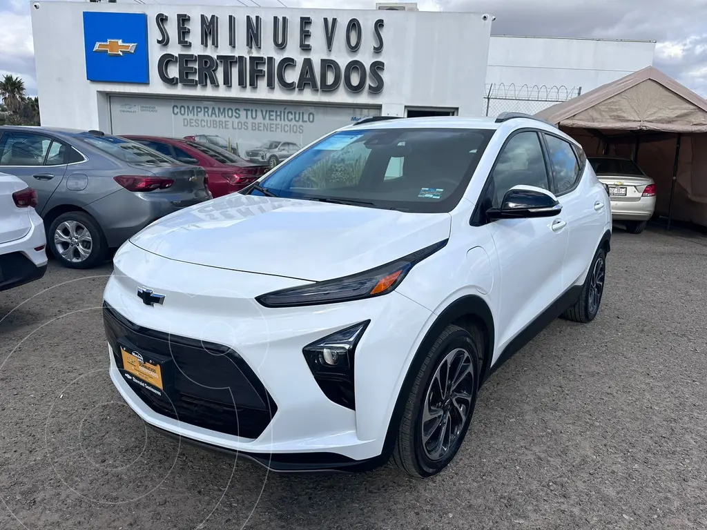 foto Chevrolet Bolt EUV LT usado (2023) color Blanco precio $790,000