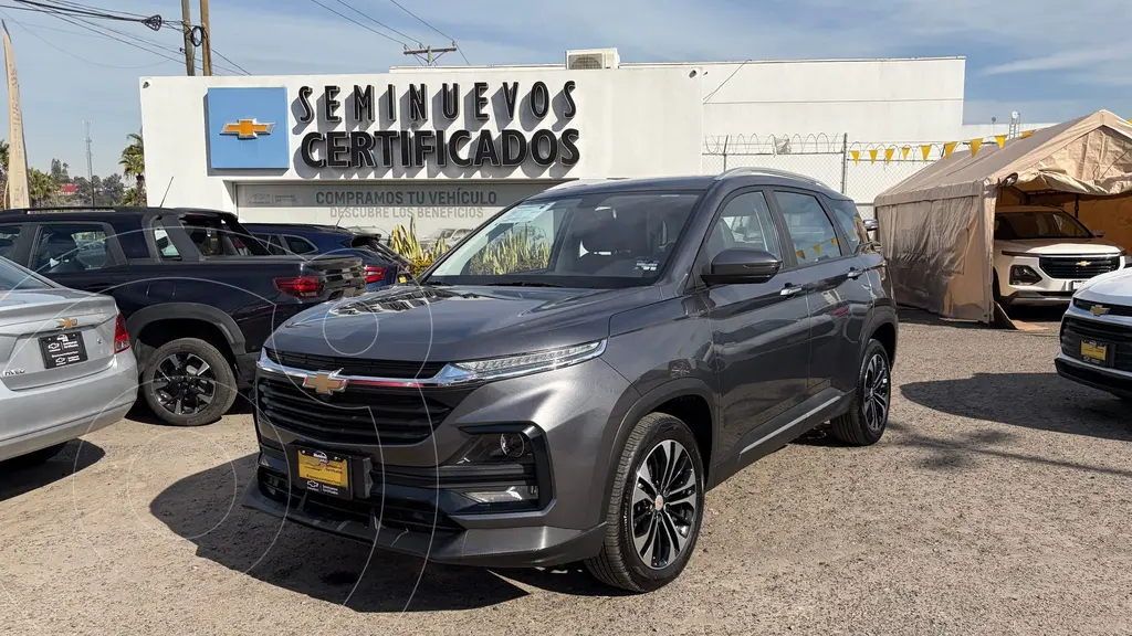 foto Chevrolet Captiva LT 7 pas usado (2024) color plateado precio $385,000