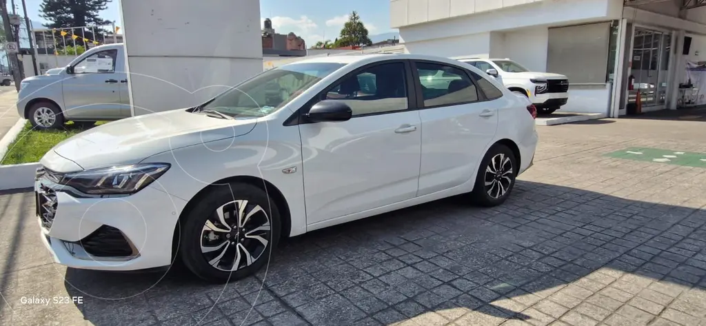 foto Chevrolet Cavalier RS usado (2023) color Blanco precio $325,000