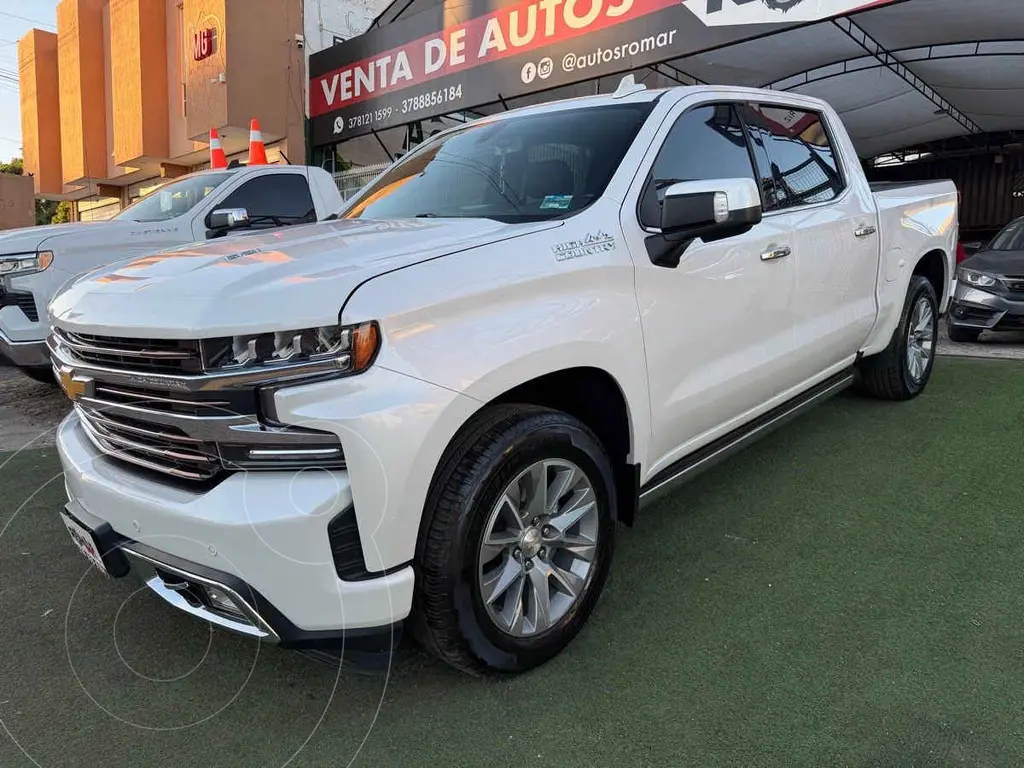 foto Chevrolet Cheyenne 168997 usado (2022) color Blanco precio $879,999