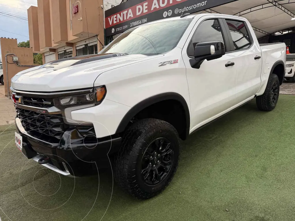 Chevrolet cheyenne zr2 (2023)