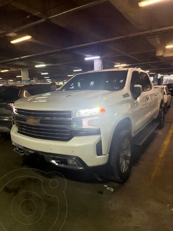 Chevrolet Cheyenne Cabina Doble High Country 4X4 2019