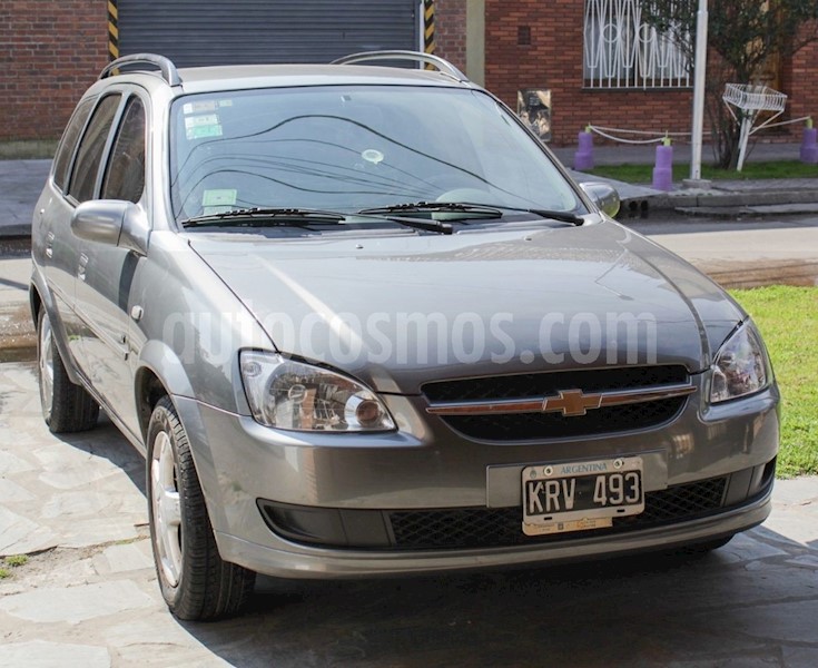 foto Chevrolet Classic Wagon LT usado
