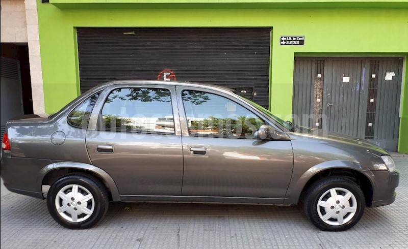 foto Chevrolet Classic 4P LS Pack usado