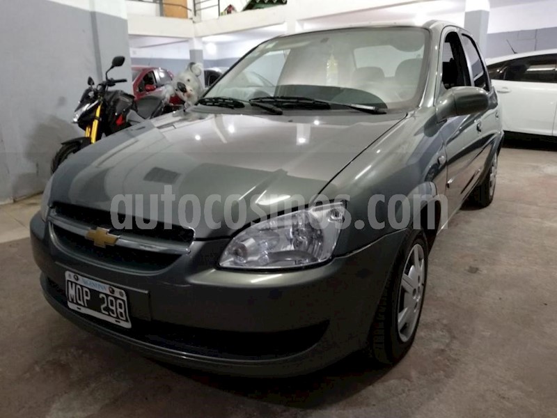 foto Chevrolet Classic 4P LS usado