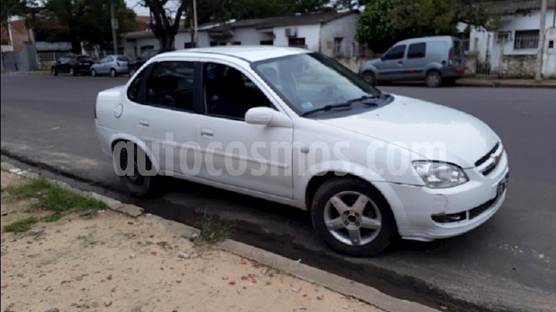 foto Chevrolet Classic 4P LS usado