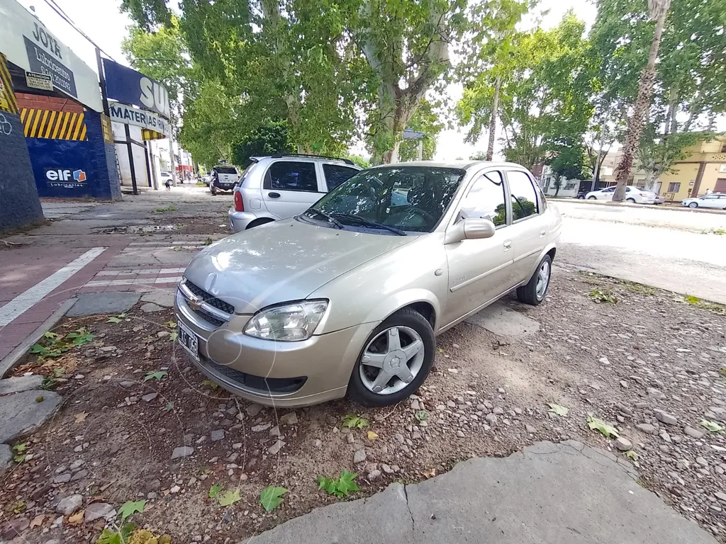 foto Chevrolet Classic 4P LT Spirit usado (2012) color Bronce precio $2.400.000