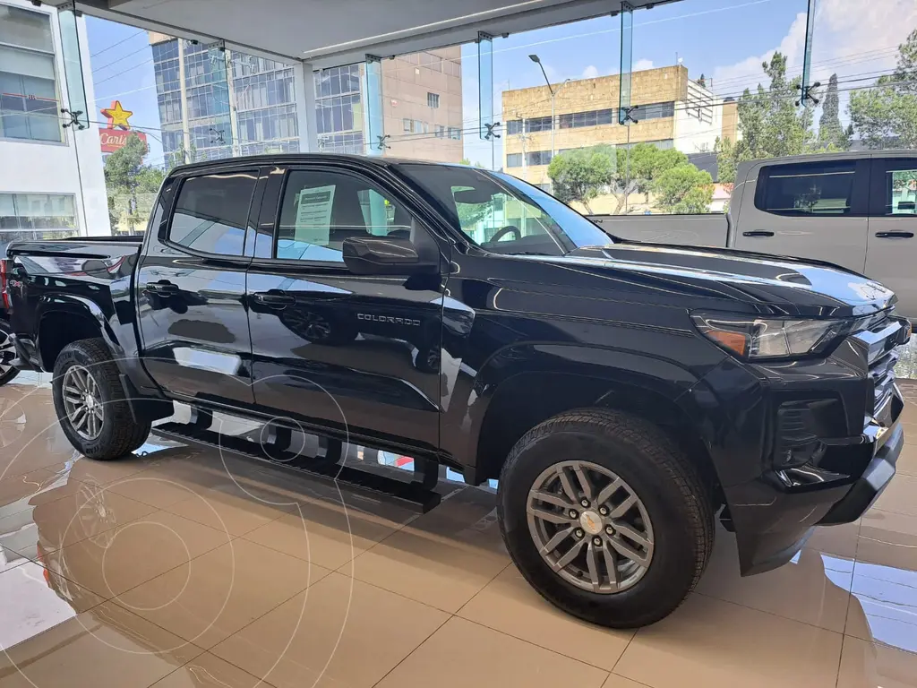 foto Chevrolet Colorado LT 4x4 usado (2024) color Negro precio $919,900