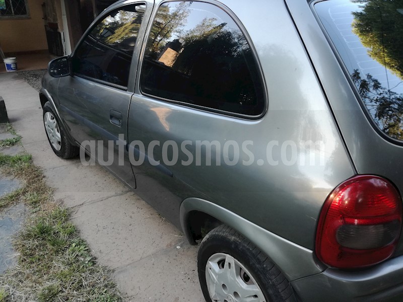 foto Chevrolet Corsa Classic 3P 1.6 GLS usado