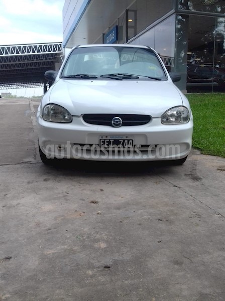foto Chevrolet Corsa Classic 4P 1.6 Super usado