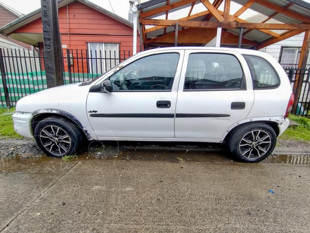 Chevrolet Corsa Hatchback usados en Chile
