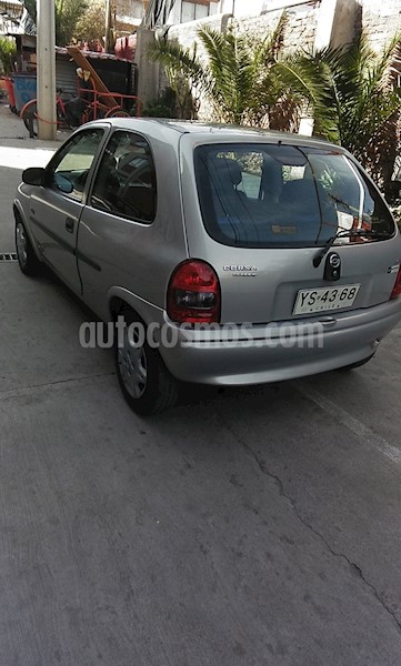 foto Chevrolet Corsa 1.6 usado