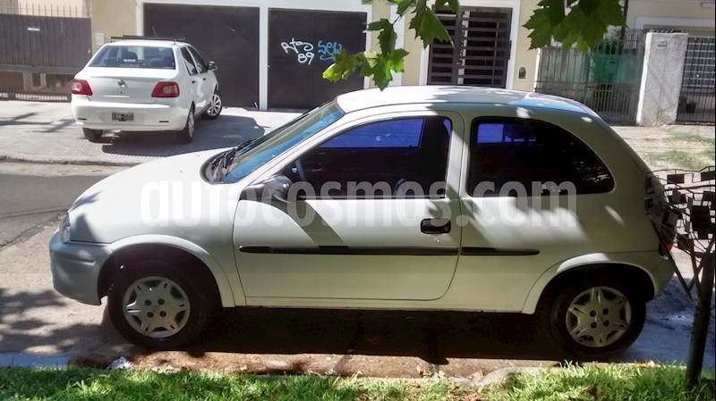 foto Chevrolet Corsa 3P GL 1.6 usado