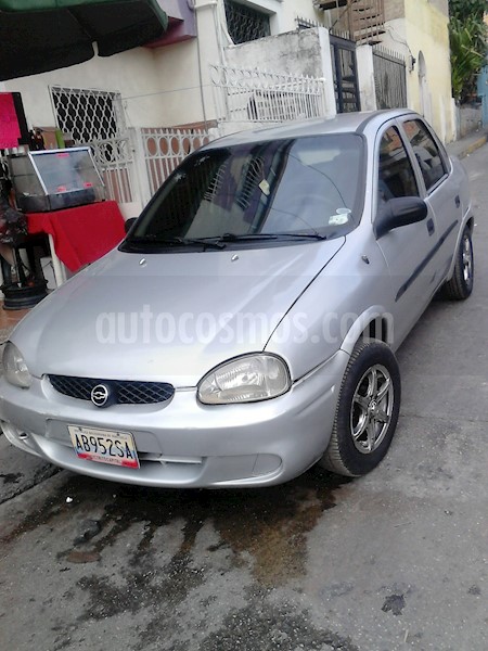 foto Chevrolet Corsa 4 Puertas Auto. A-A usado