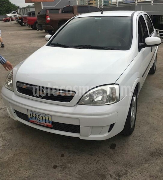 foto Chevrolet Corsa 4 Puertas Sinc. A-A usado