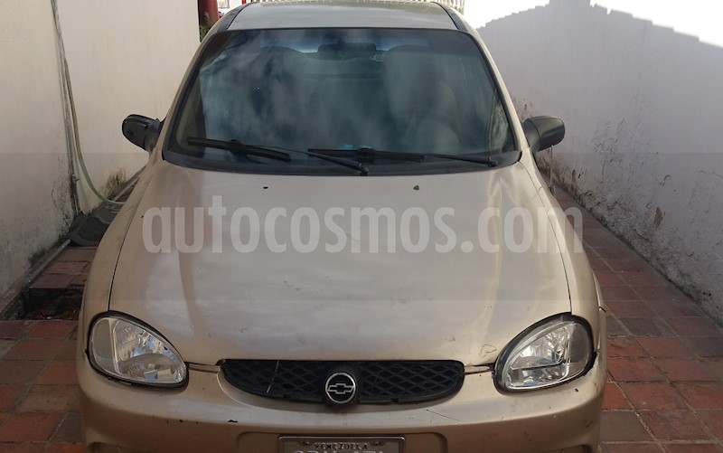 foto Chevrolet Corsa 4 Puertas Sinc. A-A usado